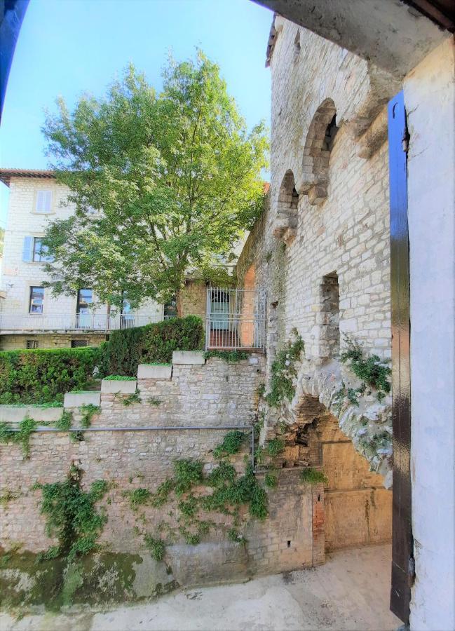 Hotel San Francesco E Il Lupo グッビオ エクステリア 写真