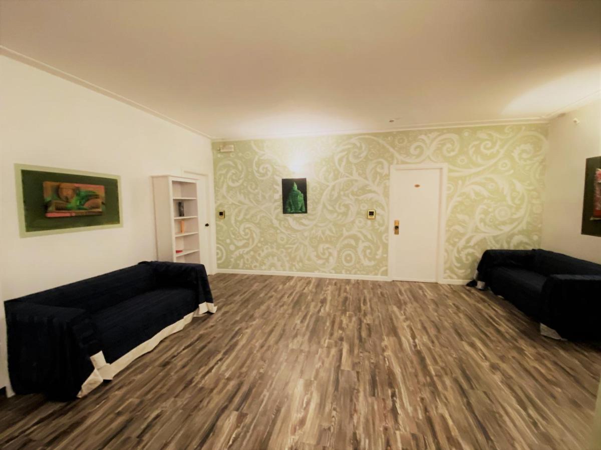 Hotel San Francesco E Il Lupo グッビオ エクステリア 写真
