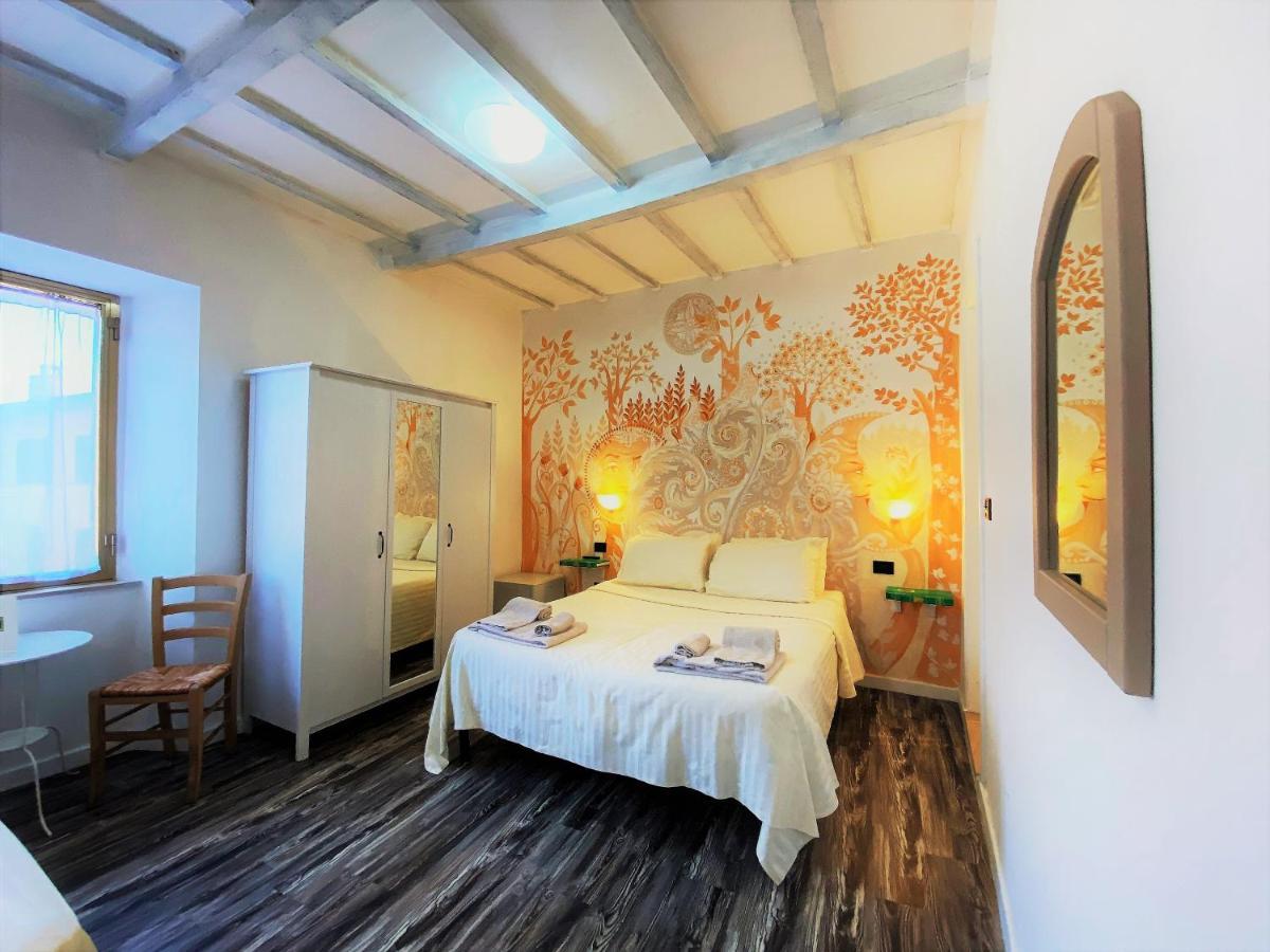 Hotel San Francesco E Il Lupo グッビオ エクステリア 写真