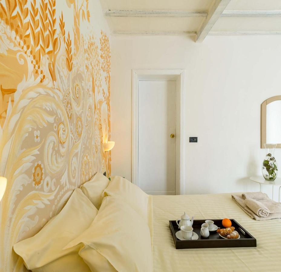 Hotel San Francesco E Il Lupo グッビオ エクステリア 写真