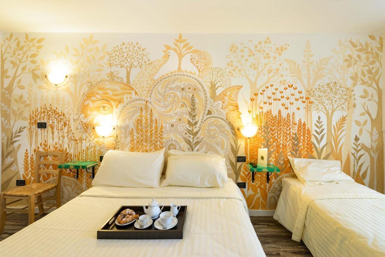 Hotel San Francesco E Il Lupo グッビオ エクステリア 写真