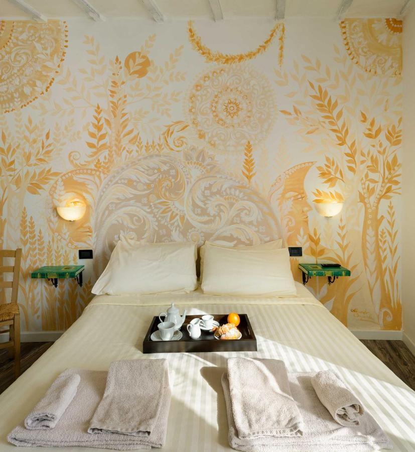 Hotel San Francesco E Il Lupo グッビオ エクステリア 写真