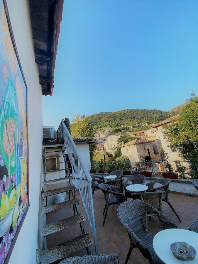 Hotel San Francesco E Il Lupo グッビオ エクステリア 写真