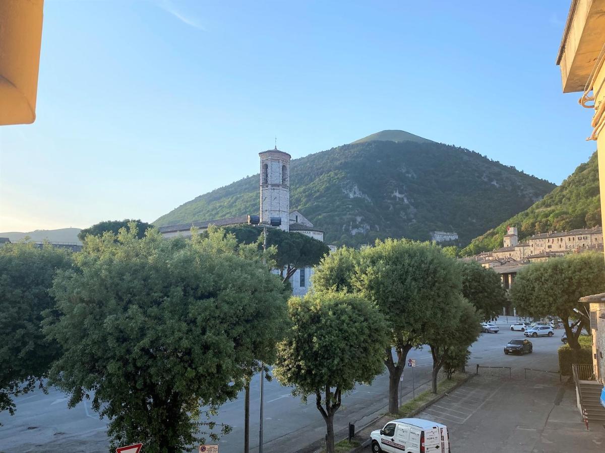 Hotel San Francesco E Il Lupo グッビオ エクステリア 写真
